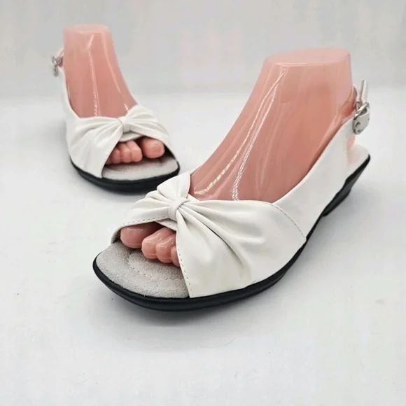 Easy Street Womens Fantasia Sandal Gathered Slip On Elastic Slingback White 7.5M - Picture 6 of 14